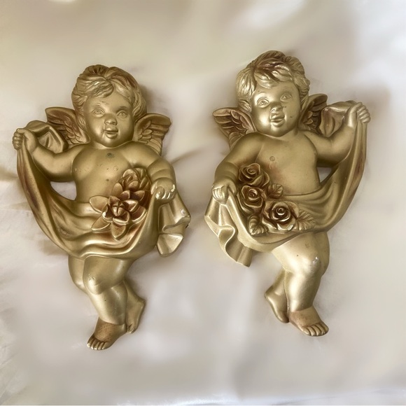 Vintage Other - Vintage gold cherub Angel ceramic chalk wall hanging sculpture home decor